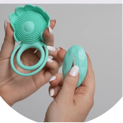 Spring Fling Textured Dual C Ring