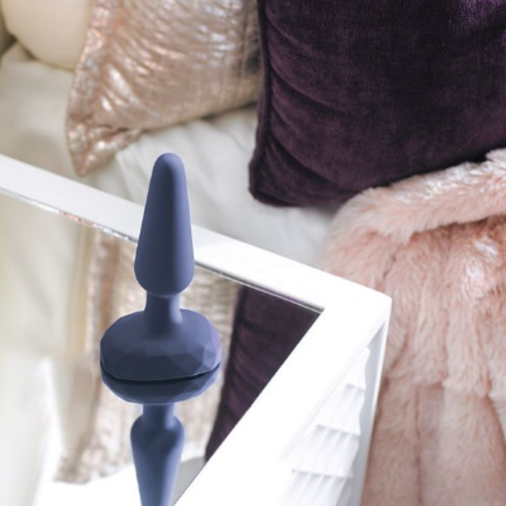 Mesmerize Vibrating Backdoor Plug