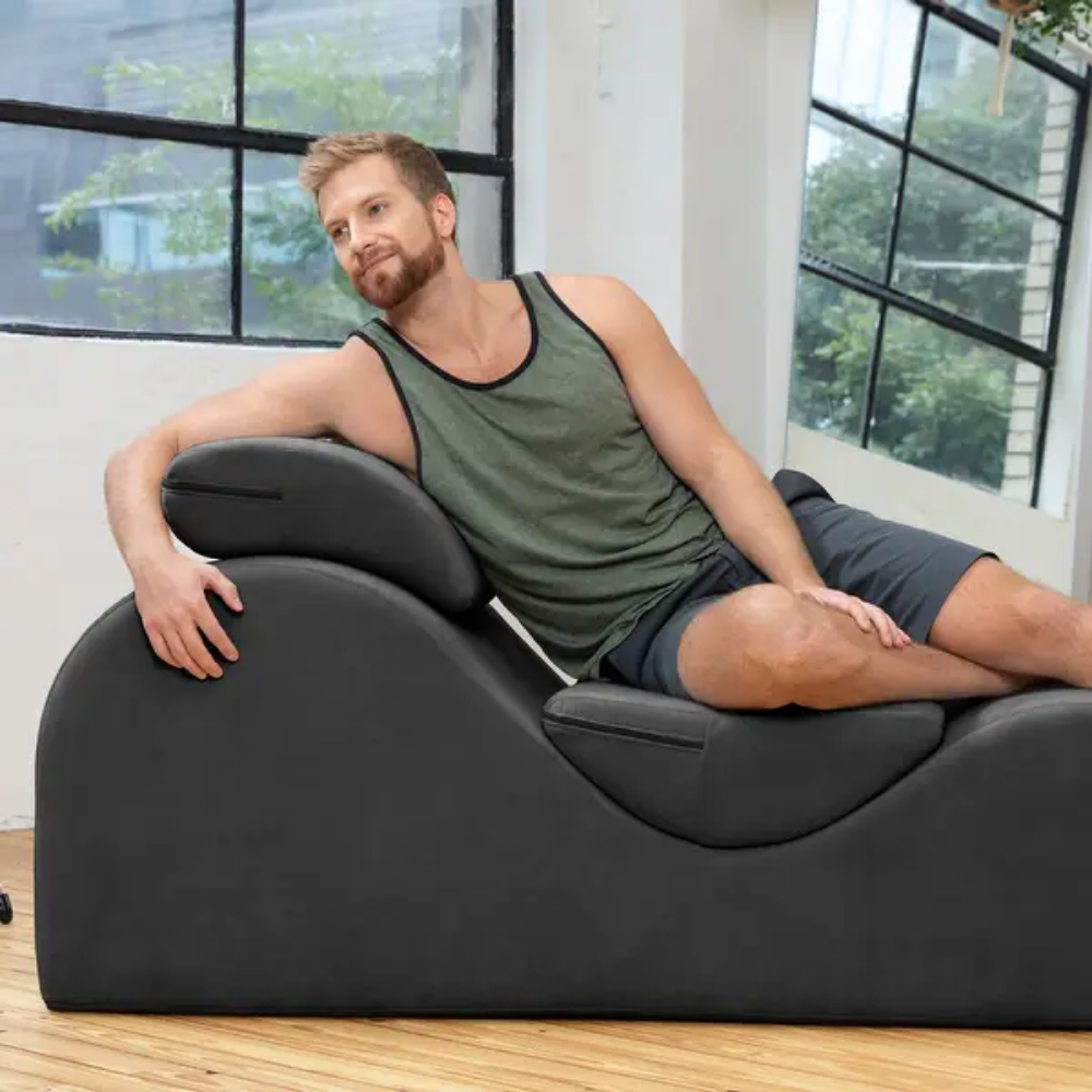 Esse Chaise - Standard & Bond