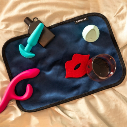 Fascinator Splashproof Throws - Up to King Sized Luxury