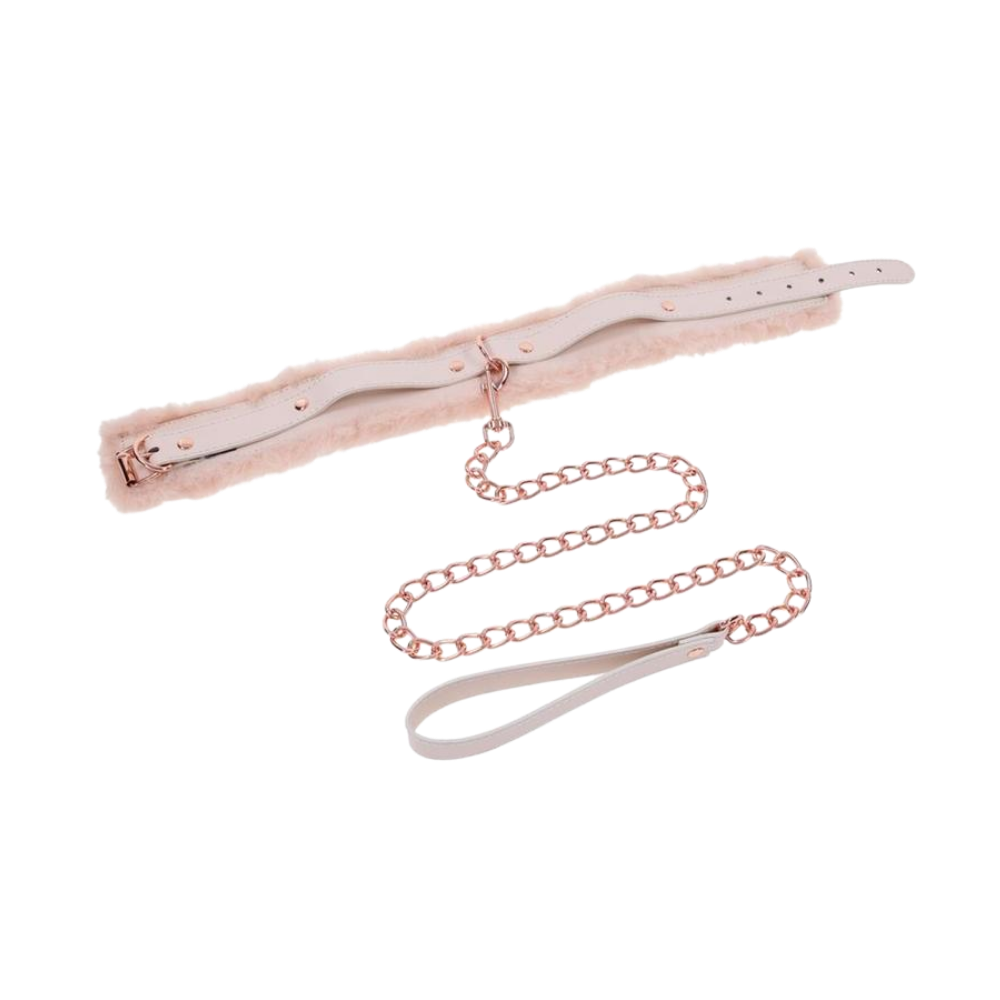 Peaches ‘n Creame Fur Collar & Leash