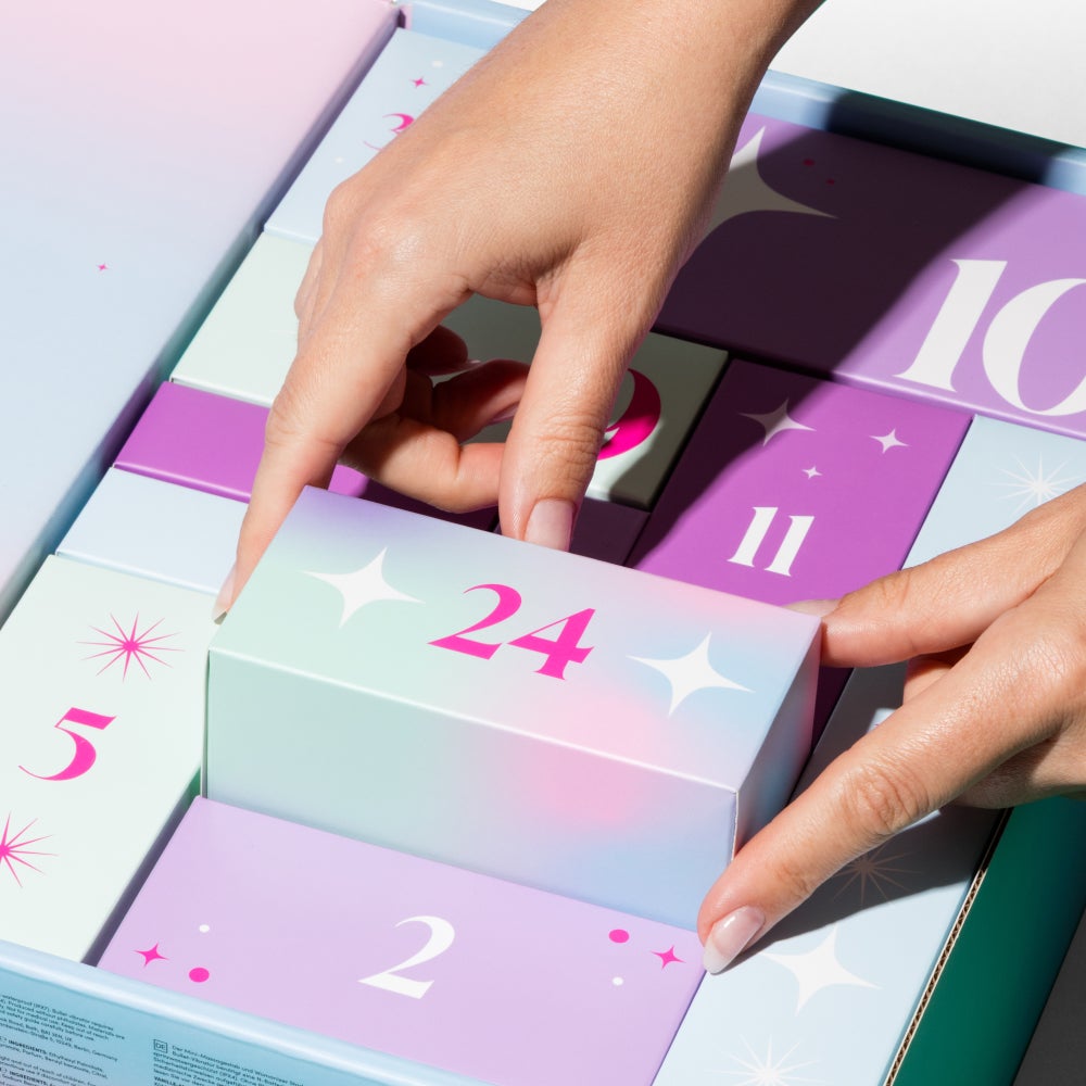 Lovehoney x Womanizer Enjoy Advent Calendar 2026 | 24 Days: Opening a numbered drawer